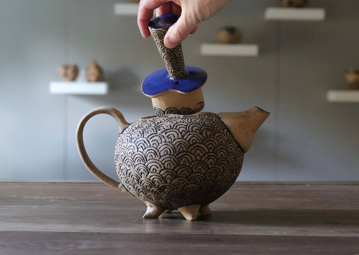 Teapot - Brown Clay + Scale Pattern